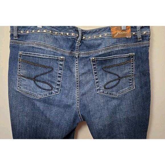 Seven7 Limited Edition Distressed Decorative Jeans Women's Size 22W Stretch Chic - Picture 4 of 7